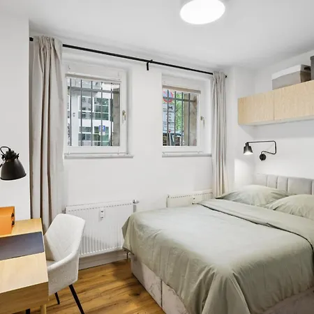 Grosses Design-apartment - Clara-park - 8 Gaeste Apartment